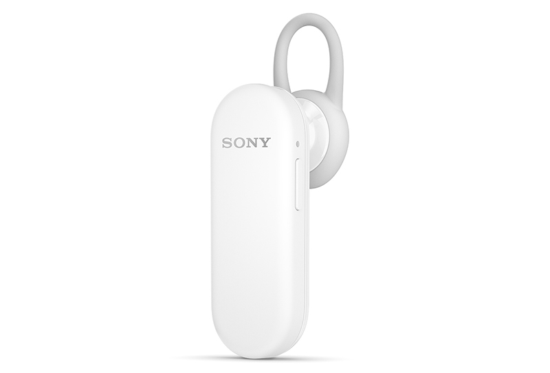 Mặt trên tai nghe được in dòng chữ thương hiệu Sony