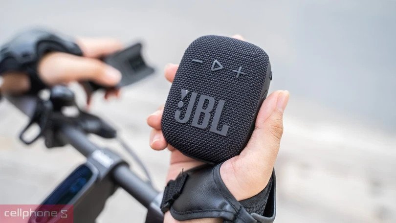 Cân nhắc giá sản phẩm loa JBL bluetooth chính hãng