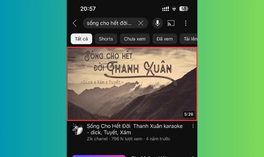 Chọn bài hát yêu thích để hát karaoke qua loa kéo Bluetooth