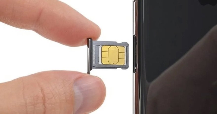 Chuyển danh bạ từ Android sang iPhone qua thẻ SIM