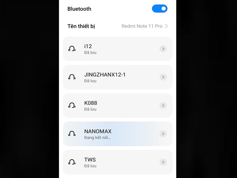 Điện thoại tìm và kết nối Bluetooth với loa karaoke
