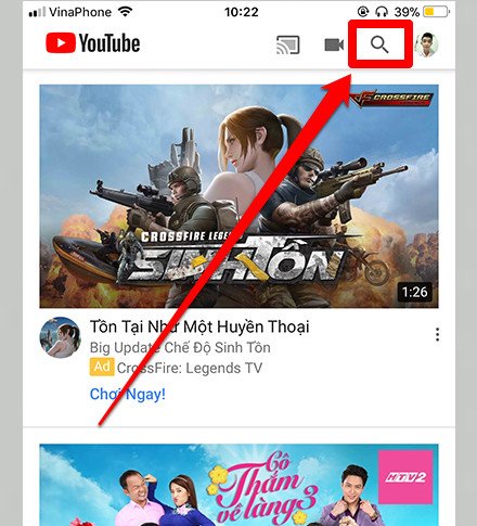 Giao diện ứng dụng YouTube trên điện thoại thông minh, sẵn sàng tìm kiếm bài hát karaoke sau khi kết nối không dây loa kéo.