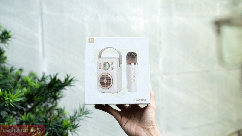 Hình ảnh các mẫu loa bluetooth mini để bàn với kích thước khác nhau.