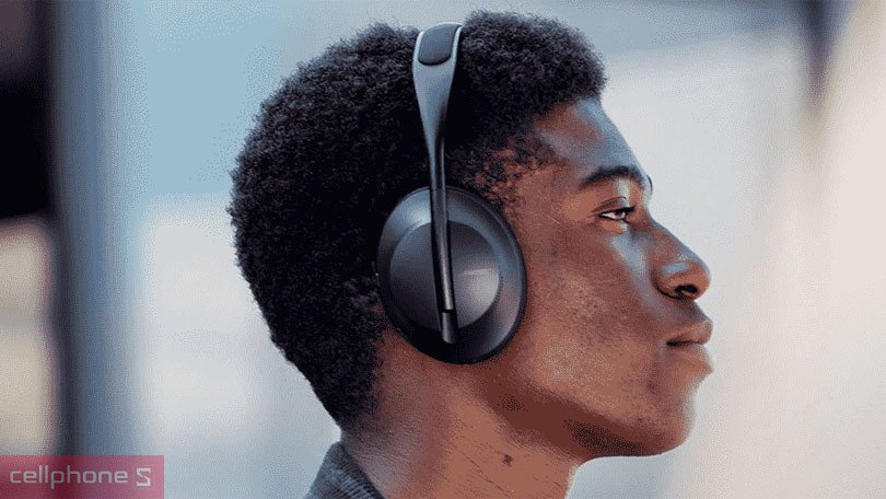 Hình ảnh một chiếc tai nghe bluetooth Bose cao cấp màu đen, thể hiện nguồn gốc và chất lượng thương hiệu