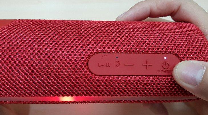 Kích hoạt chế độ ghép đôi trên loa Bluetooth để kết nối với tivi Samsung