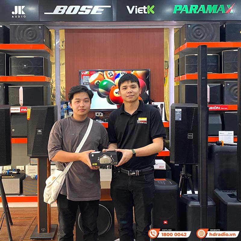 Loa Alpha Works W38 thiết kế cá tính, mạnh mẽ với âm bass rõ ràng