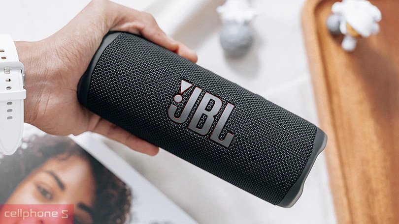 Loa bluetooth JBL Flip 6 chống nước và chống bụi IP67