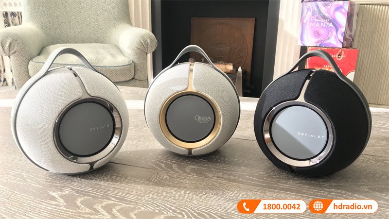 Loa Devialet Mania với thiết kế độc đáo, khả năng tái tạo âm thanh 360 độ và bass mạnh mẽ.