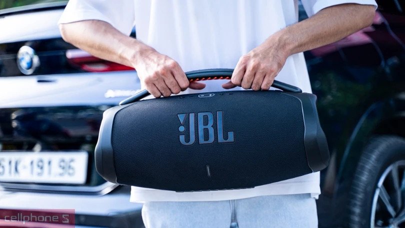 Loa JBL Boombox, loa bluetooth JBL chính hãng cho âm thanh mạnh mẽ