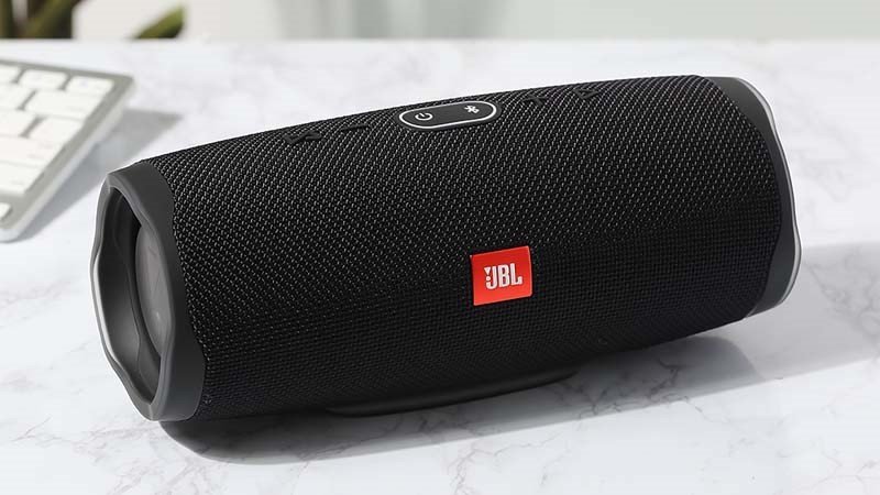 Loa JBL thương hiệu hàng đầu thế giới trong phân khúc loa nghe nhạc bluetooth