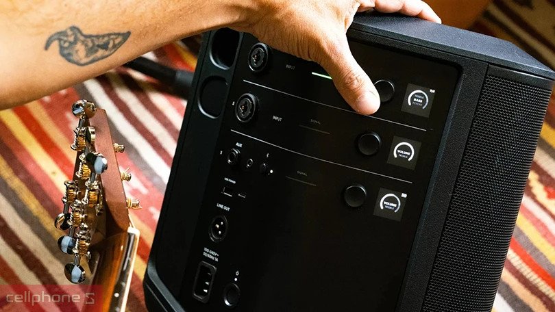 Loa karaoke bluetooth mini với các bộ phận cấu tạo bên trong