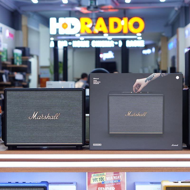 Loa Marshall Woburn 3 với phong cách cổ điển và chất âm sống động