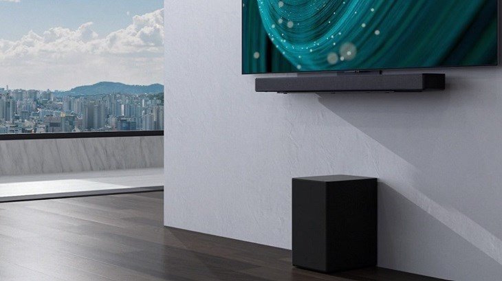 Loa thanh LG kết nối không dây với tivi qua Bluetooth, giúp nâng cao trải nghiệm âm thanh cho phim và nhạc.