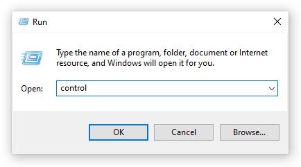Màn hình hộp thoại Run và Control Panel trên Windows 10