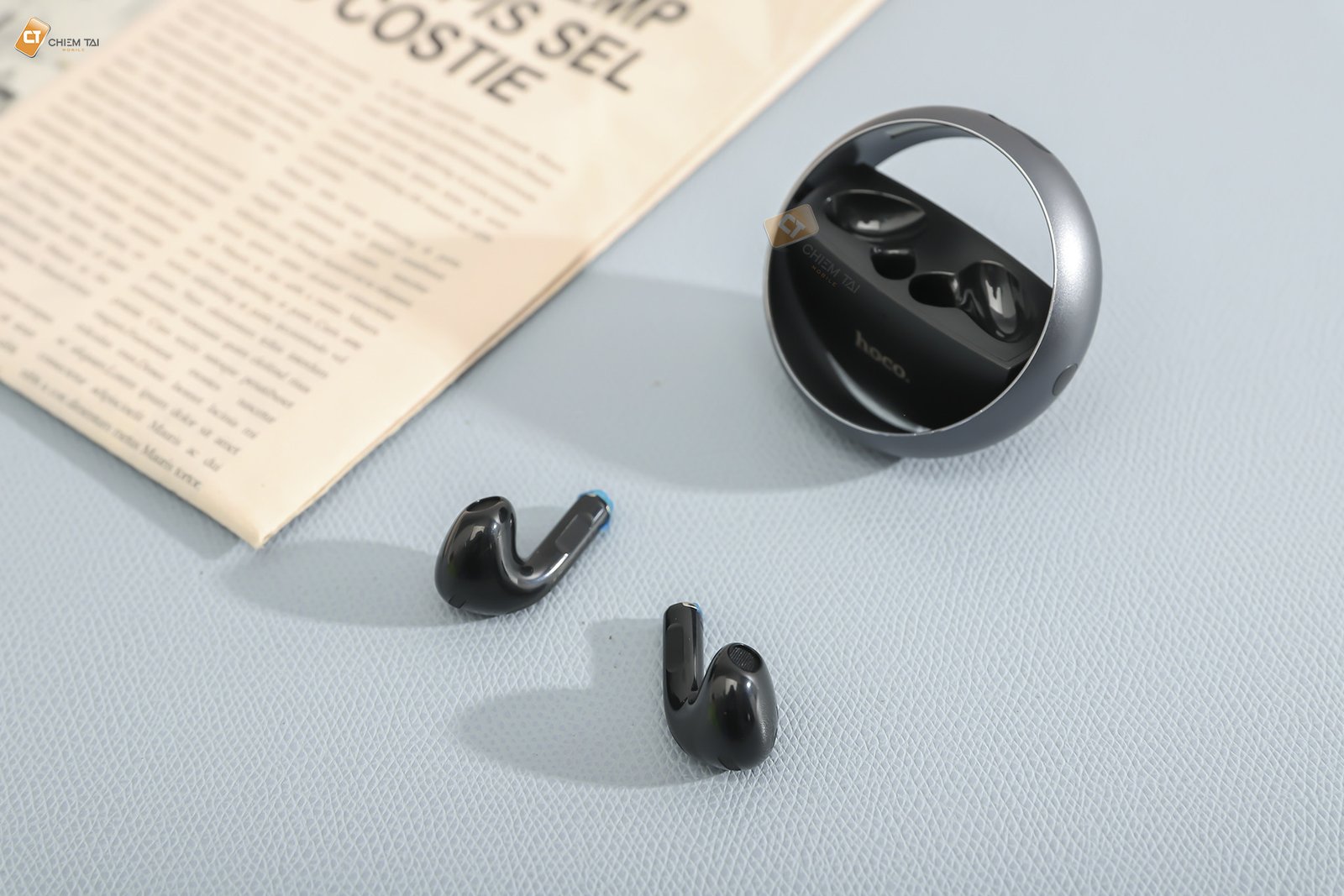 Mẫu tai nghe Hoco Bluetooth EW23 nhỏ gọn màu trắng