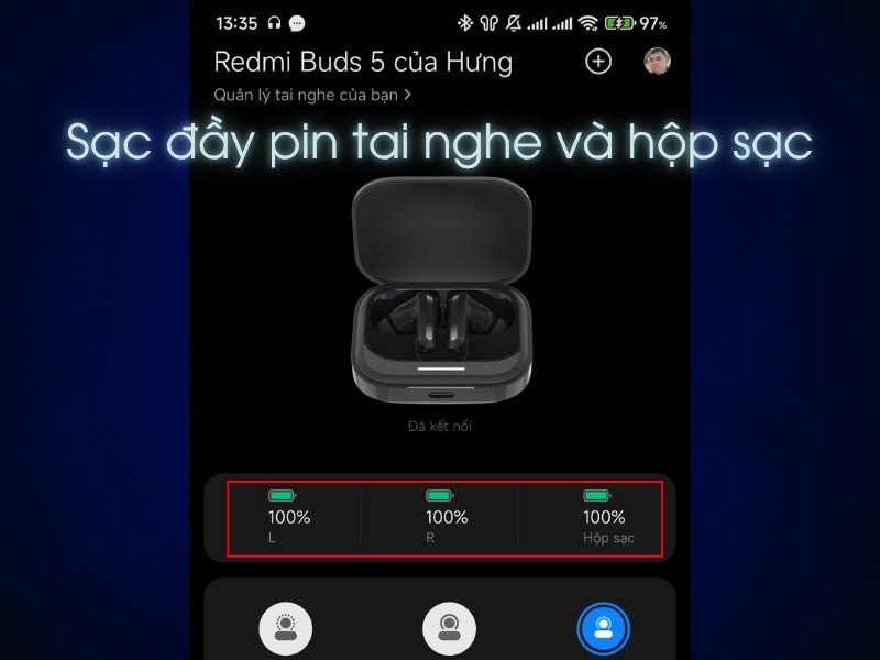 Sạc đầy pin để tránh tai nghe Bluetooth không nghe được 1 bên