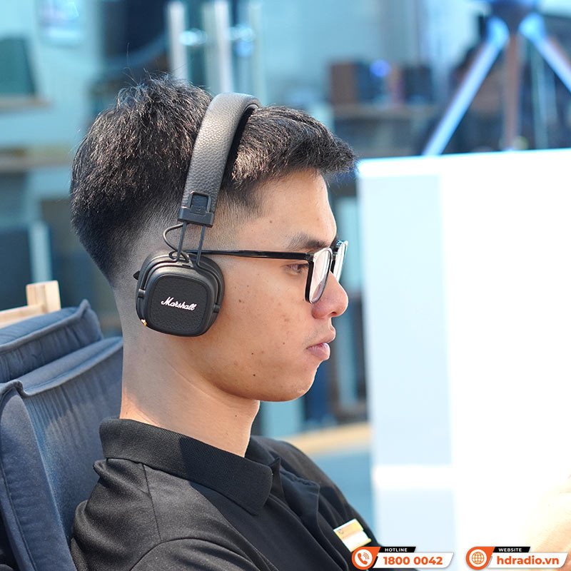 tai nghe chụp tai bluetooth Marshall Major 5 màu đen