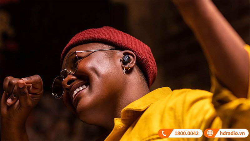 Tai nghe nhét tai Bose QuietComfort Ultra Earbuds màu đen sang trọng