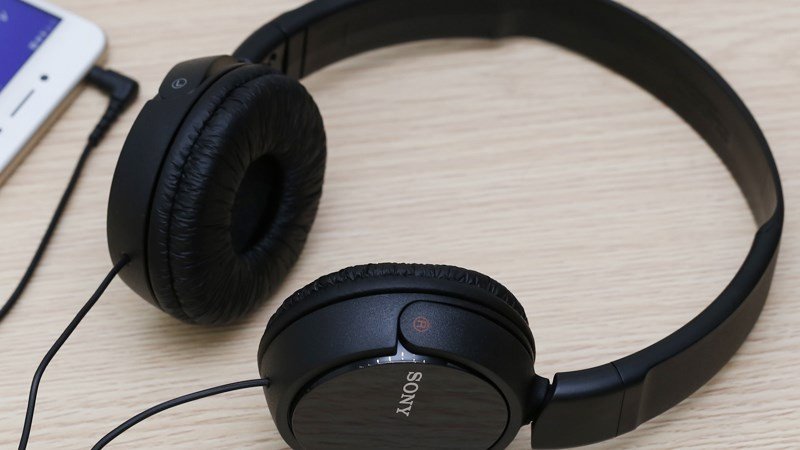 Tai nghe Sony Bluetooth