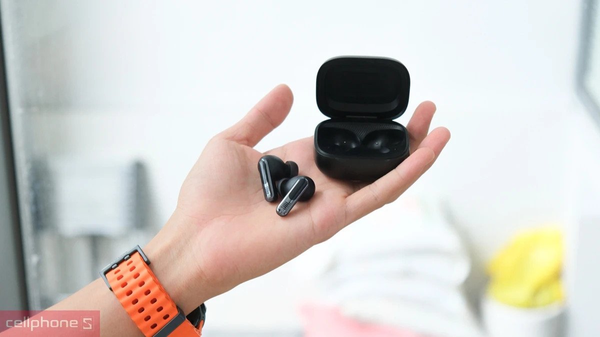 Thiết kế tinh tế của tai nghe JBL