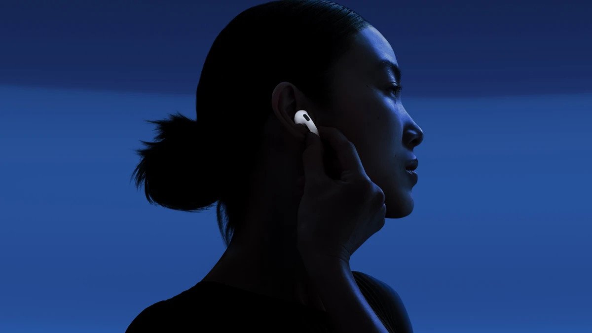 Tổng quan các dòng tai nghe bluetooth Airpods và phụ kiện đi kèm.