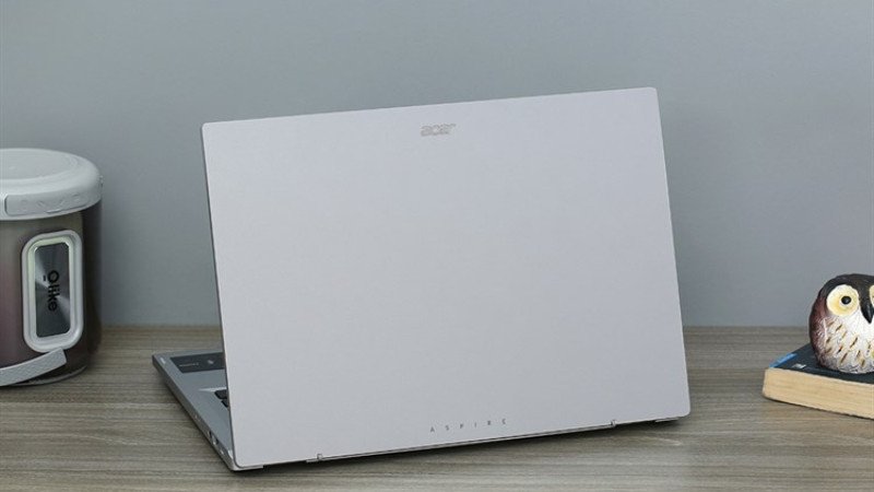 Acer Aspire 3 A314 42P R3B3 R7 5700U có màn hình IPS