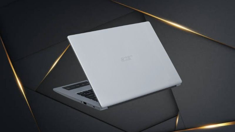 Acer Aspire 3 A314 với vỏ màu bạc sang trọng, phù hợp cho người tìm laptop 8 triệu cấu hình mạnh với ngoại hình cuốn hút.