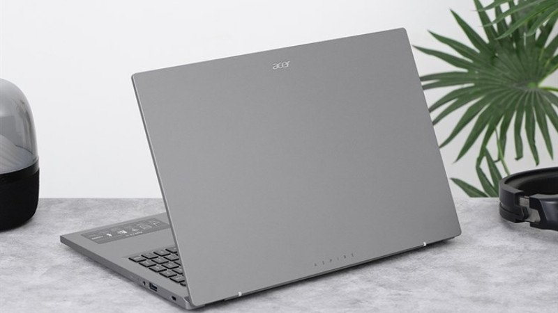 Acer Aspire 5 A515 i3