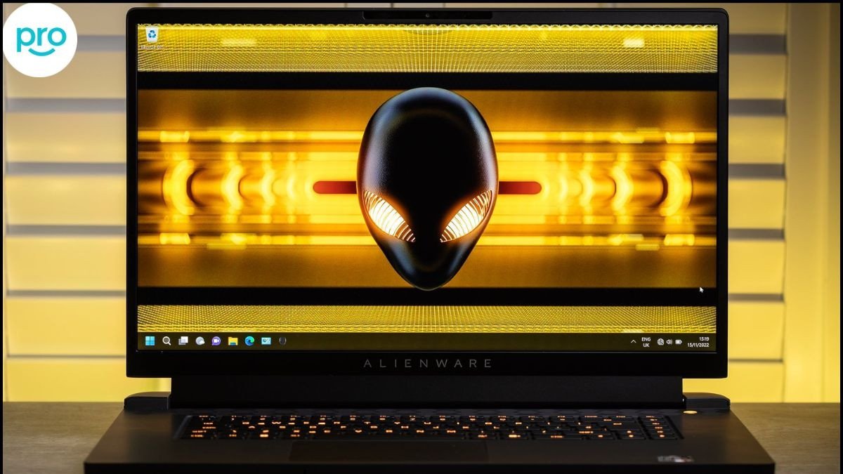 Alienware m17 R5 AMD Advantage có ưu điểm hiệu năng chơi game mạnh mẽ, đặc biệt tối ưu cho các tựa game hỗ trợ AMD