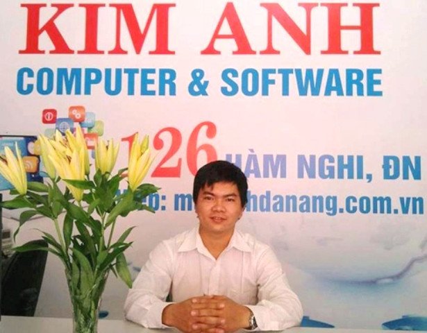 Anh Nguyễn Kim Anh, người sáng lập Kim Anh Computer, chuyên gia về laptop tại Đà Nẵng