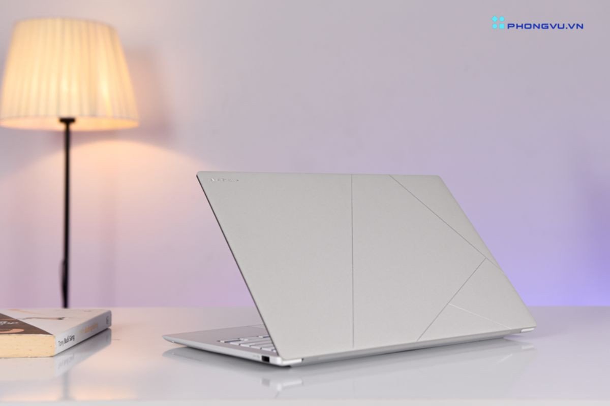 Asus nổi bật với việc không ngừng đổi mới và sản phẩm sáng tạo