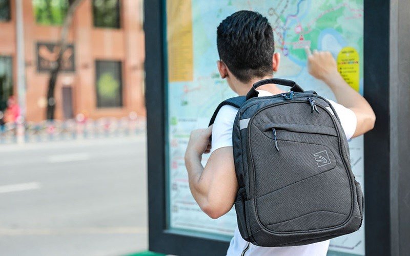 Balo chống sốc được thiết kế đặc biệt cho laptop 14 inch