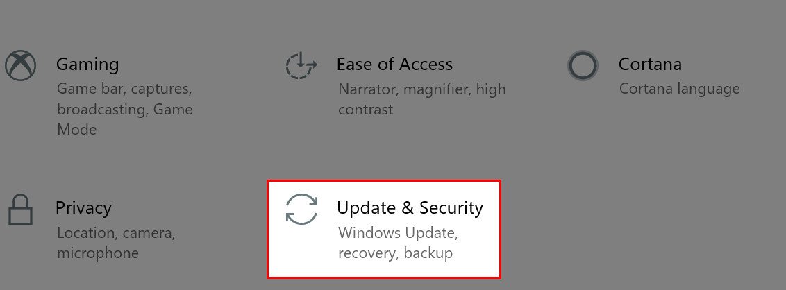 Bạn bấm chọn vào mục Update &amp; Security khi giao diện Settings xuất hiện