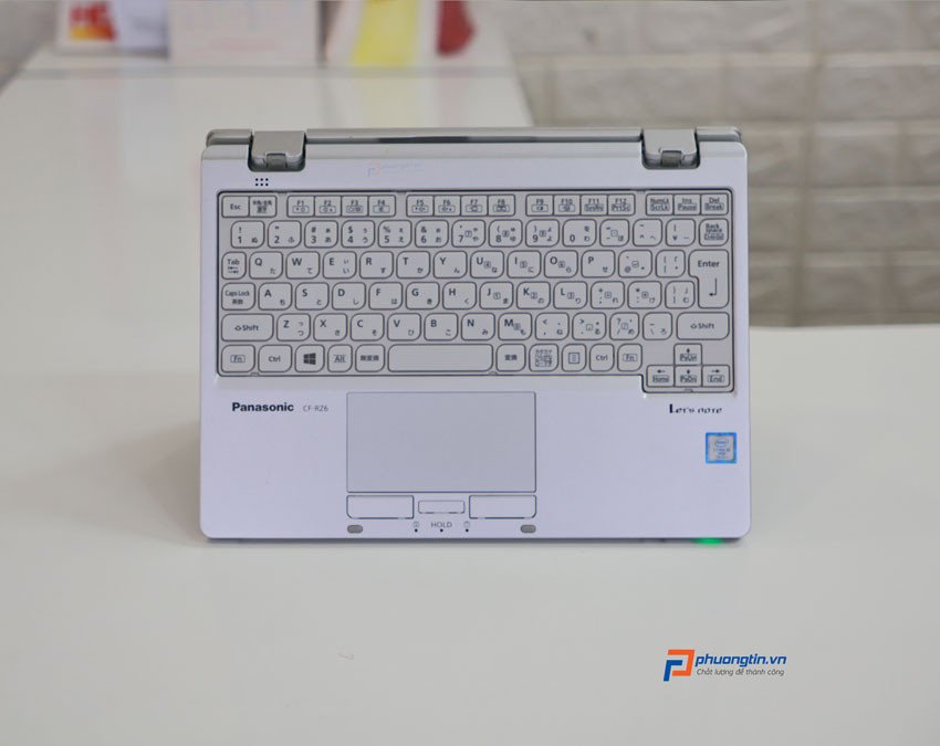 Bàn phím Chiclet của laptop Panasonic CF-RZ6