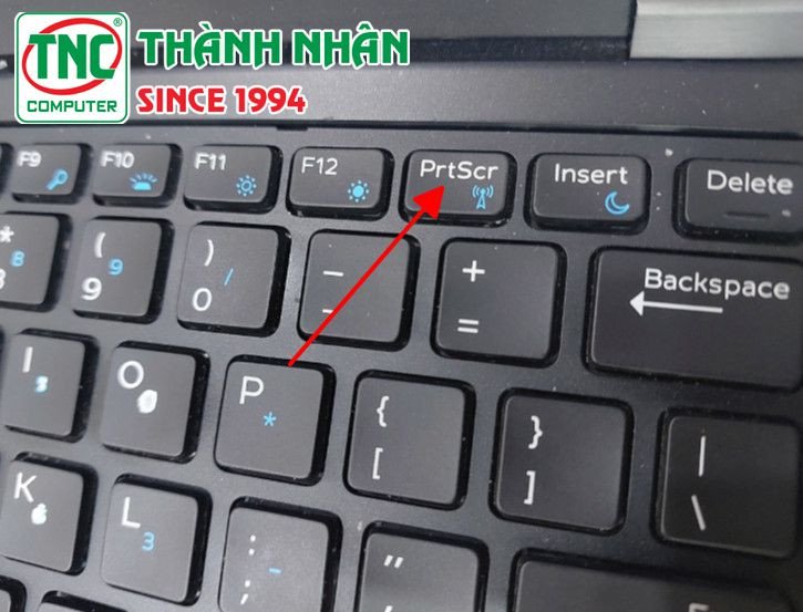 Bàn phím laptop Dell với phím chức năng WiFi tích hợp