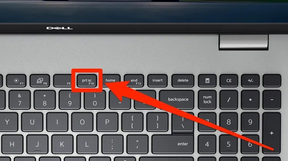 Bàn phím laptop Dell với phím Print Screen để chụp ảnh màn hình.