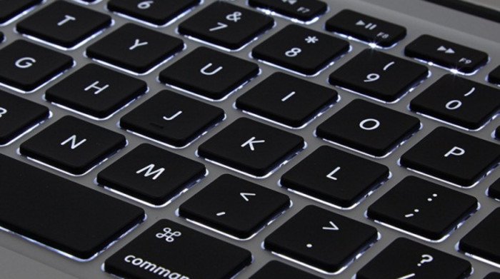 Bàn phím Magic Keyboard tiện lợi của MacBook Air 2020 hồng