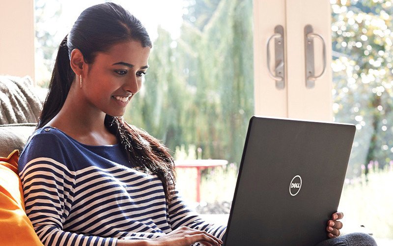 Bật đèn bàn phím trên laptop Dell