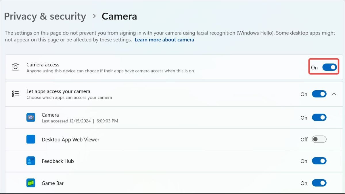 Bật tùy chọn Camera access trong Privacy &amp; security trên Windows 11