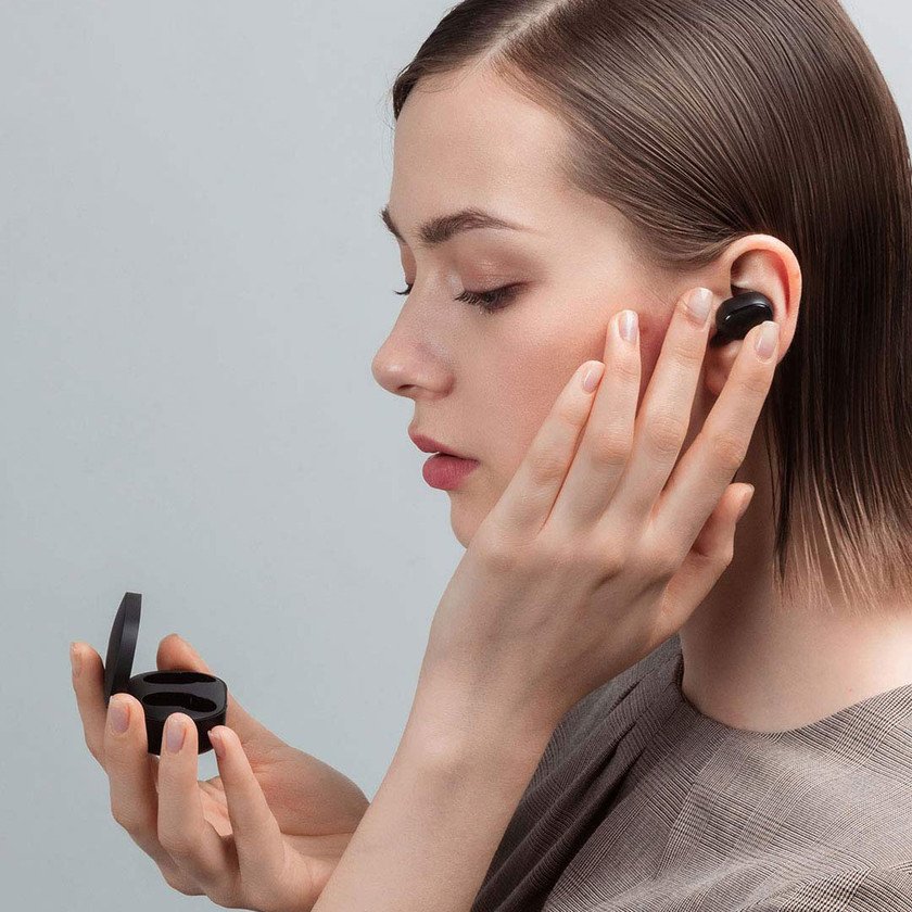 Biểu đồ minh họa các bước reset tai nghe Bluetooth khi đèn báo hiệu nháy xanh đỏ.