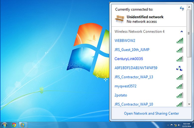 Biểu tượng mạng không dây hiển thị các mạng wifi khả dụng sau khi bật kết nối trên laptop Windows