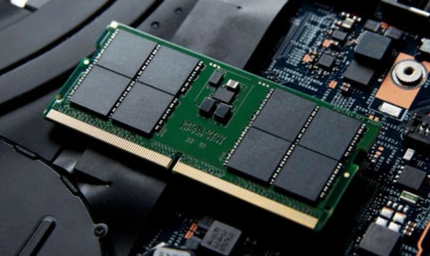 Bộ nhớ RAM dung lượng lớn cho phép xử lý đa nhiệm mượt mà trên laptop