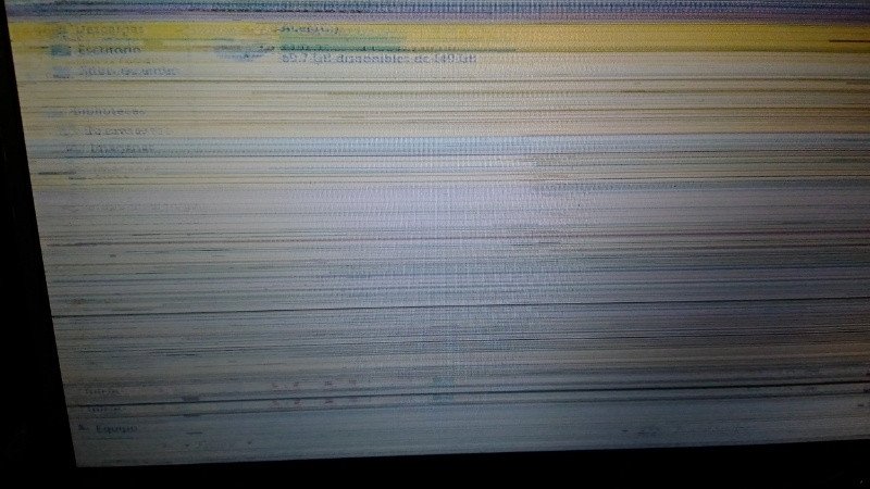 Các biểu hiện rõ ràng cho thấy cần sửa cáp màn hình laptop