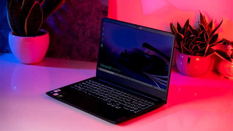 Các dòng laptop Lenovo có đèn bàn phím, minh họa cho việc nhận biết tính năng bật sáng bàn phím