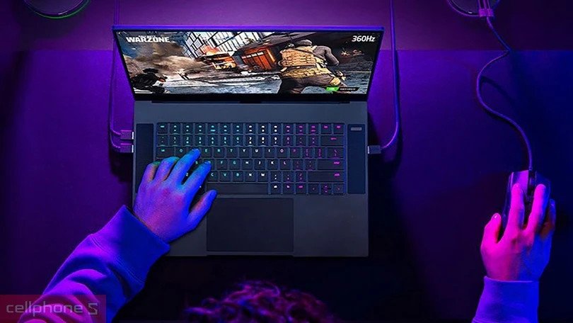 Các thành phần cấu hình laptop gồm RAM, CPU và ổ cứng SSD, quyết định hiệu suất máy