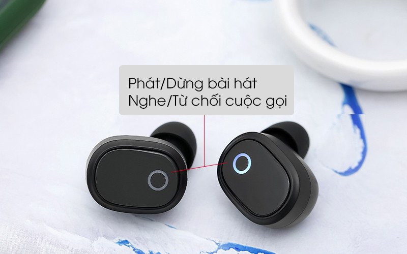 Các tính năng điều khiển cảm ứng dễ dàng trên tai nghe Mozard TS13