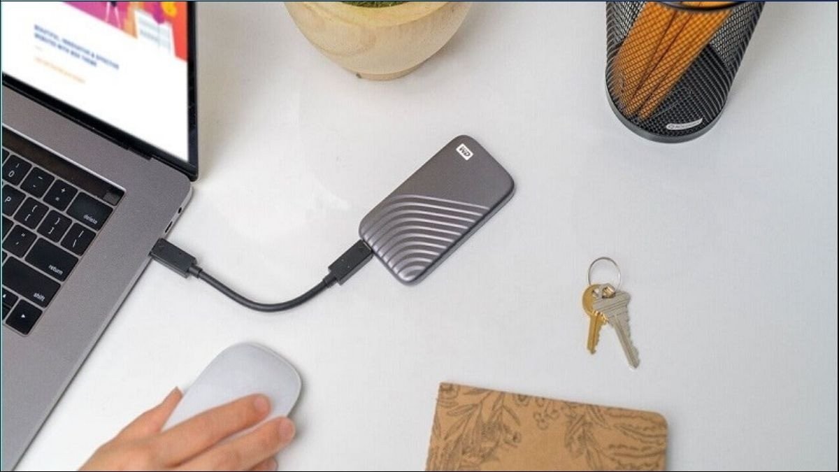Cách chuyển dữ liệu từ laptop Windows sang Macbook bằng ổ cứng ngoài