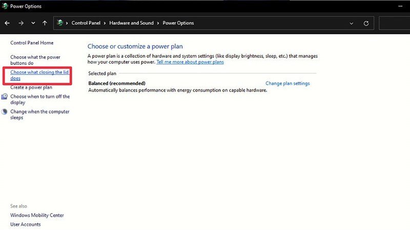 Cài đặt tùy chọn nguồn điện cho laptop để quản lý hành vi gập nắp khi kết nối màn hình phụ