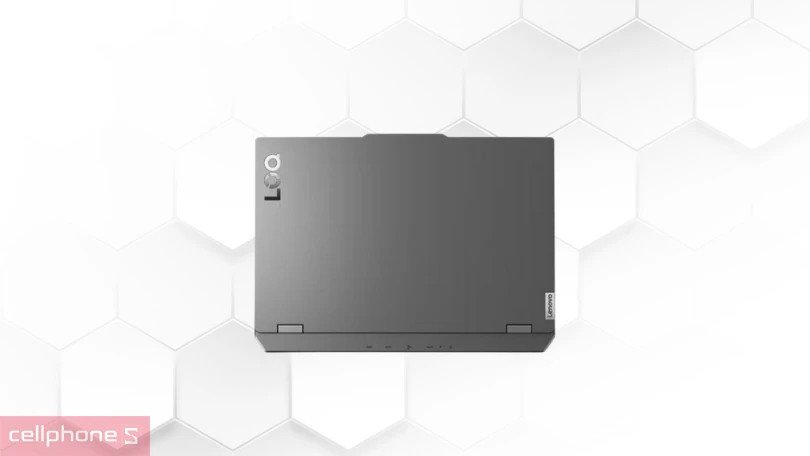 Cận cảnh cạnh bên của laptop gaming Lenovo LOQ 15IAX9 83GS001RVN với các cổng kết nối