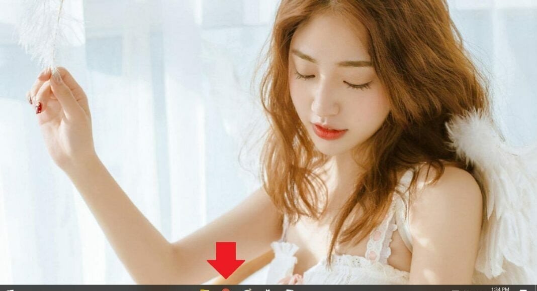 Căn giữa biểu tượng ứng dụng trên Taskbar laptop